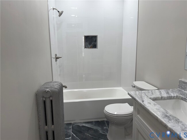 Building Photo - 1401 W Laburnum Ave