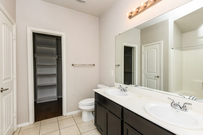 Building Photo - 9161 Abaco Way