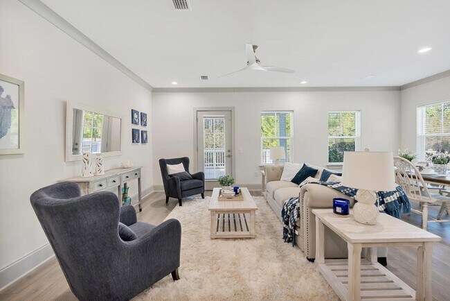 Building Photo - 35 Golden Bell Ct