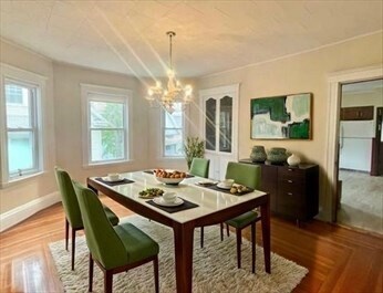 Primary Photo - 8 Hunnewell Ave