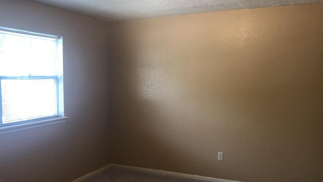 Building Photo - 12251 W Village Dr