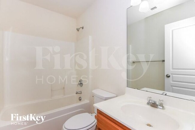 Building Photo - 10955 Shelly Renee Dr