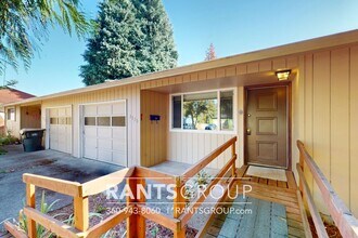 Building Photo - 282