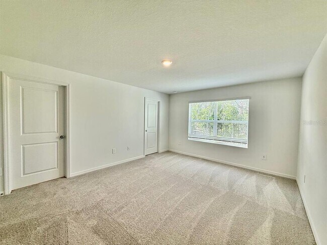 Building Photo - 10409 GOLDEN SANDS Ave