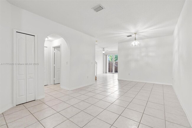 Building Photo - 10863 SW 88th Terrace
