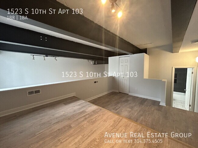 Building Photo - 1523 S 10th St