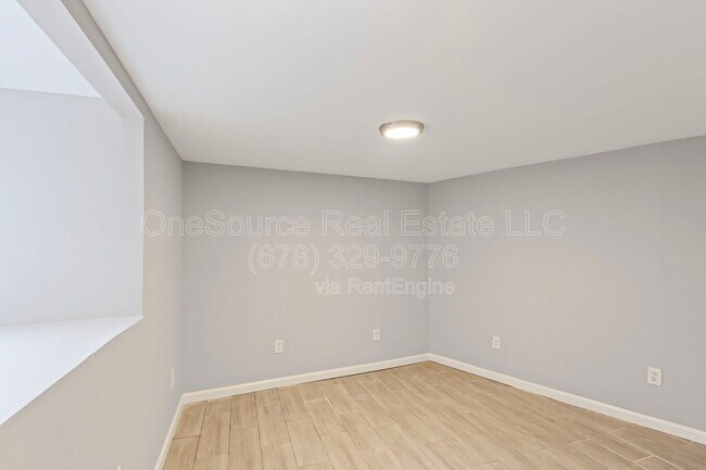 Building Photo - 883 N Grand Ave NW