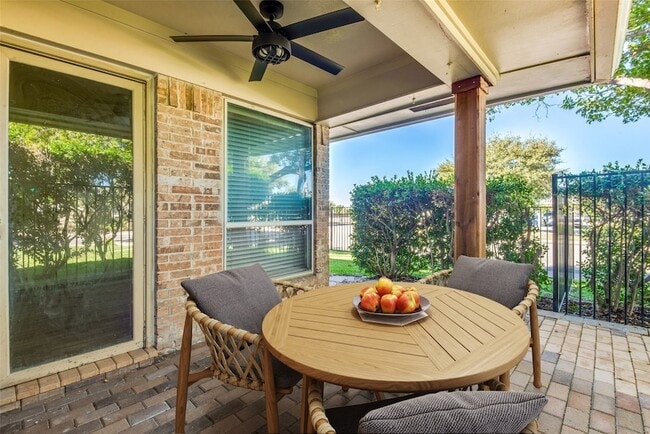 Building Photo - 2700 Quail Ridge Dr