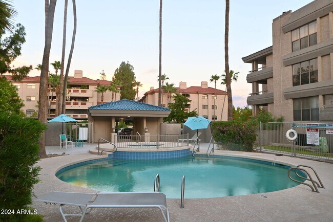 Building Photo - 5122 N 31st Way