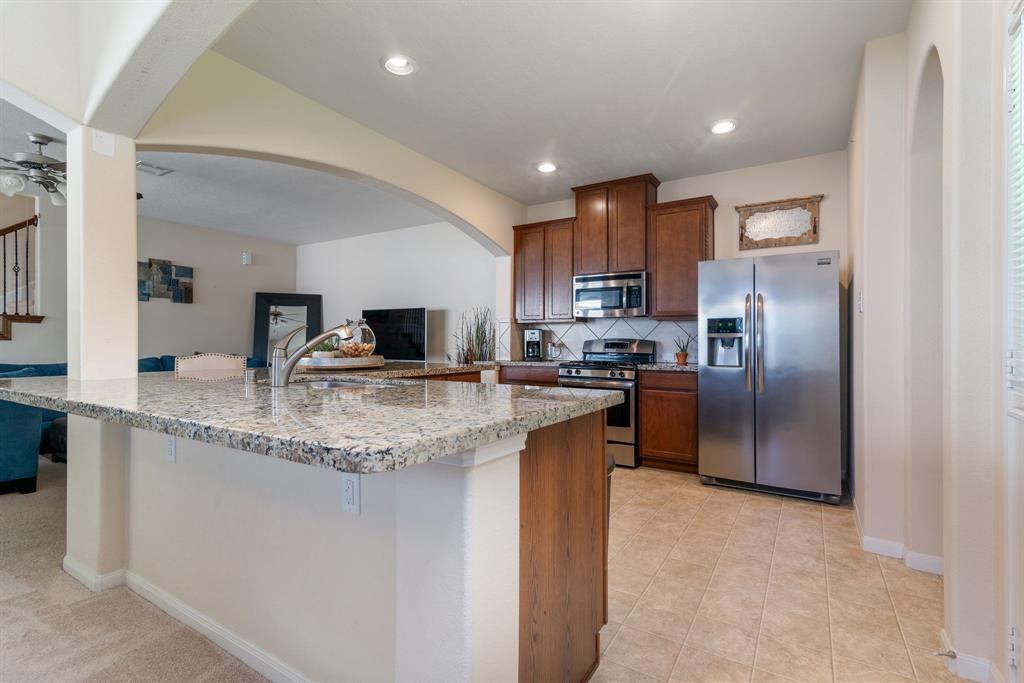 Fully Equipped Kitchen - 14651 Roaring Fork Ln
