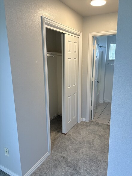 Building Photo - 9836 Cambria Court
