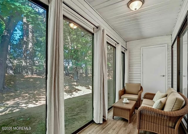 Building Photo - 240 Medford Ct