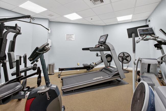 Building Photo - 3150 N Hwy A1A