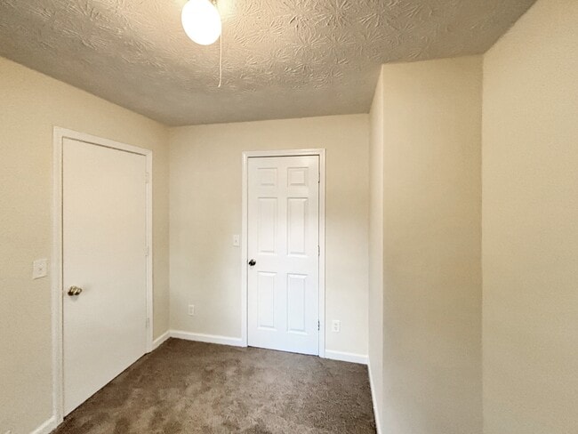 Building Photo - 5435 Brandon Ct