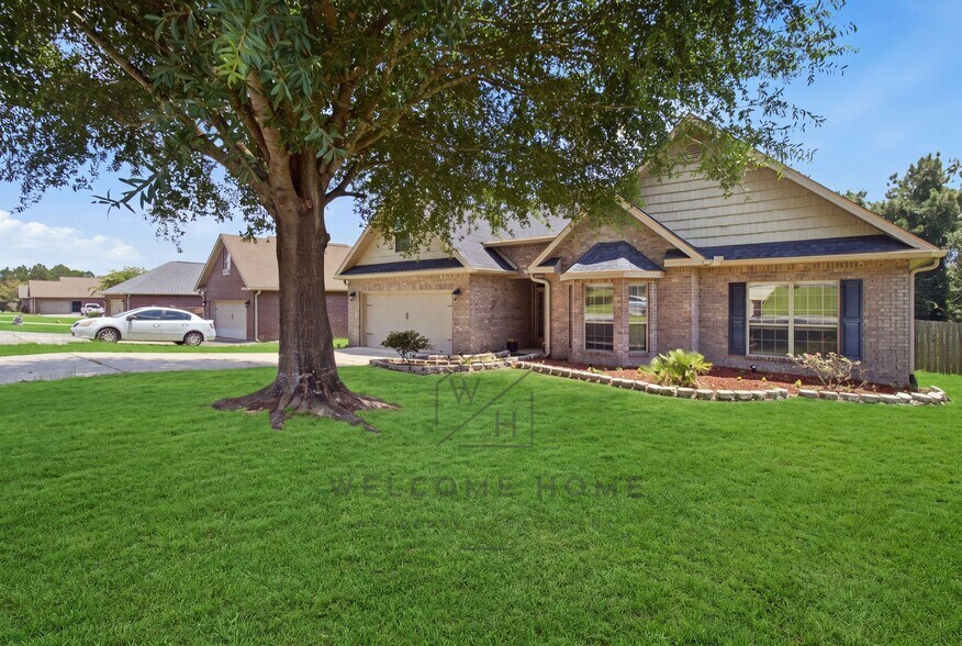 Building Photo - 734 Lime Ln