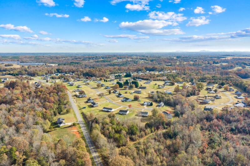 Building Photo - 304 Walkers Ridge Dr