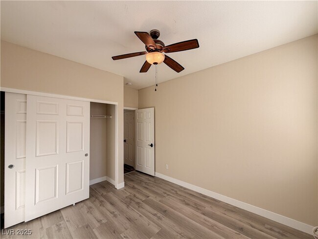 Building Photo - 10733 Mentesana Ave