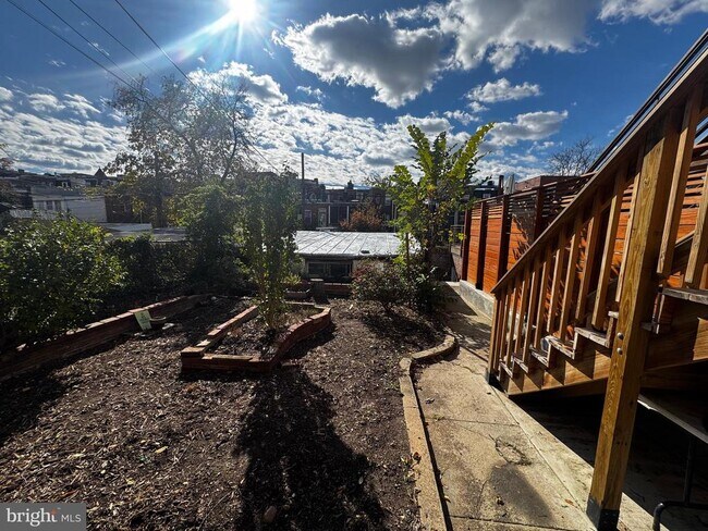 Building Photo - 1748 Lamont St NW