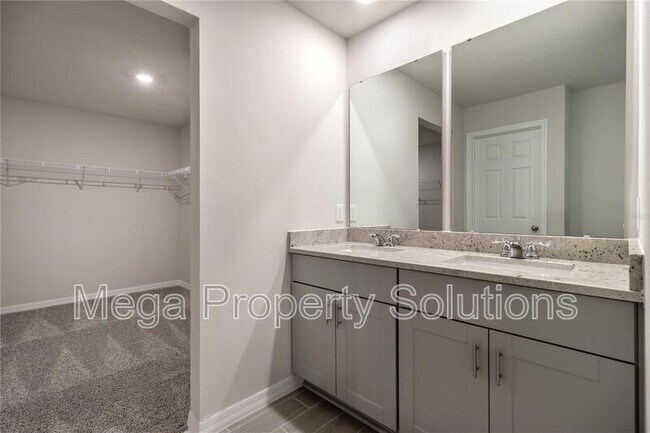 Building Photo - 3033 Cassidy Ln