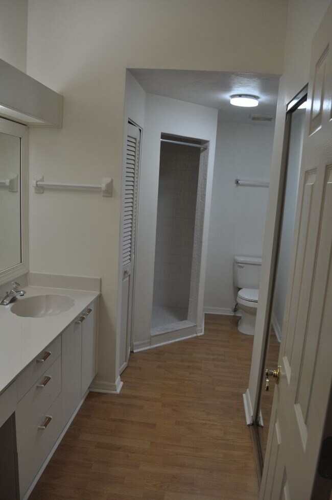 Building Photo - 2 Bedroom 2 Bath in Plantation Bay in Ormond Beach