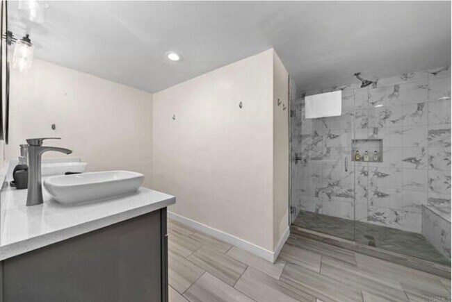 Building Photo - 209 Camino Elevado