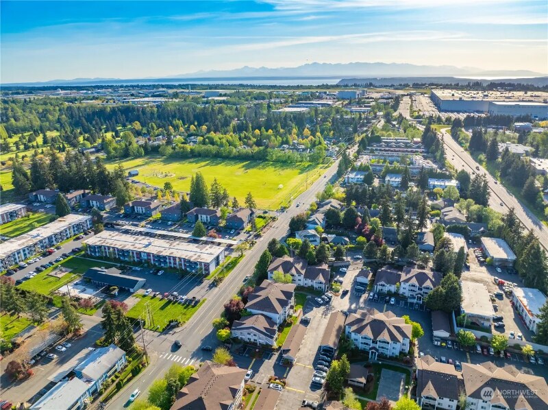 Building Photo - 1001 W Casino Rd