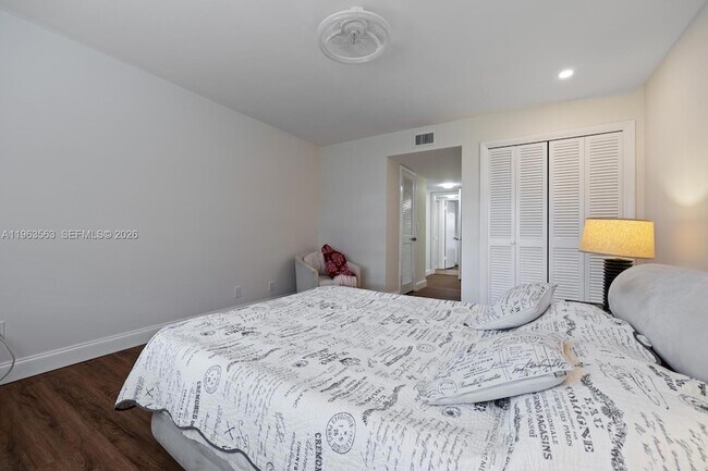 Building Photo - 200 Gate Rd