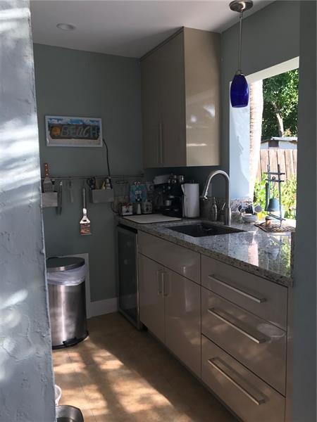 Building Photo - 1334 NE 16th Ave