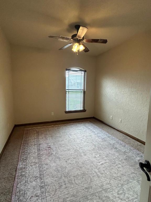 Building Photo - 1518 Scenic Ridge