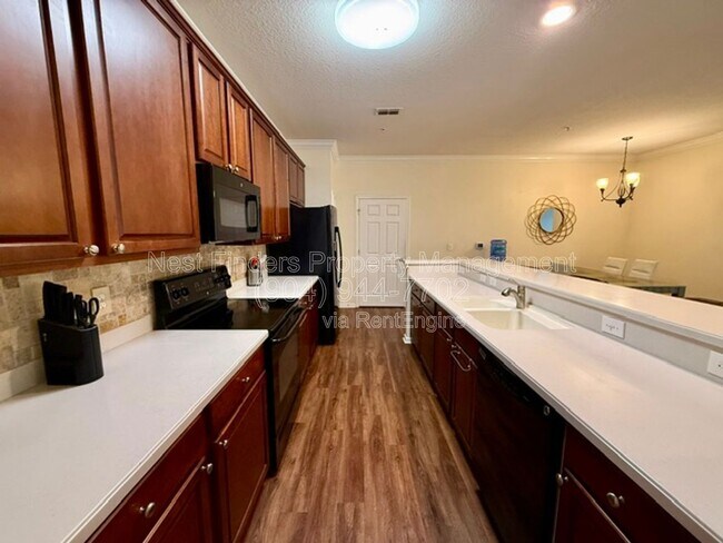 Building Photo - 13364 Beach Blvd
