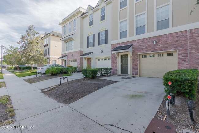 Building Photo - 4422 Capital Dome Dr