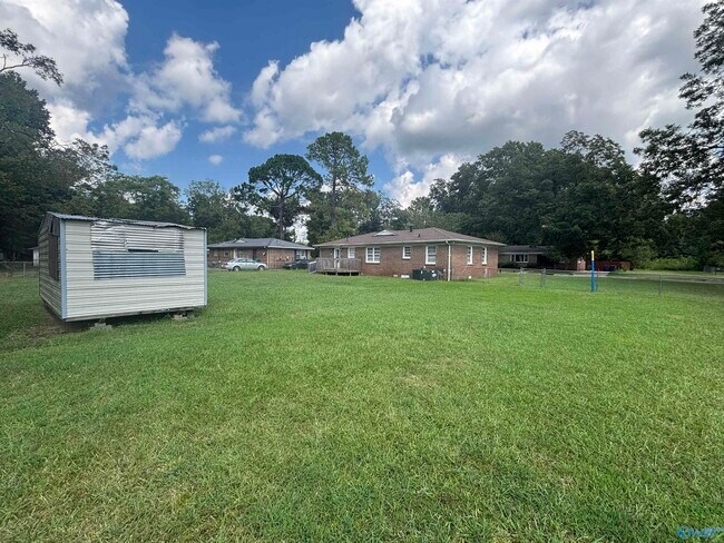 Building Photo - 312 Orange Cir