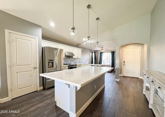 Building Photo - 6620 W Watkins St