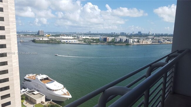 Building Photo - 335 S Biscayne Blvd