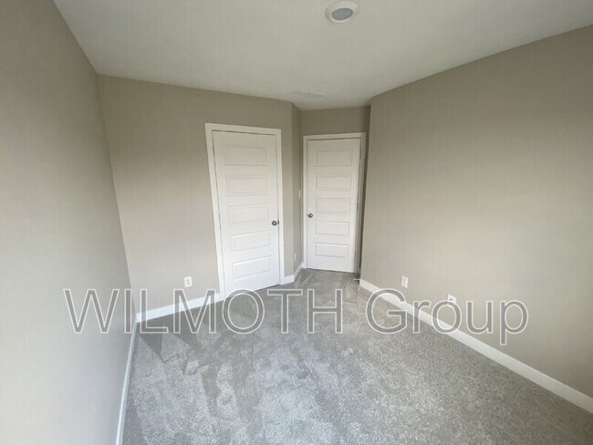 Building Photo - 7259 Barker St