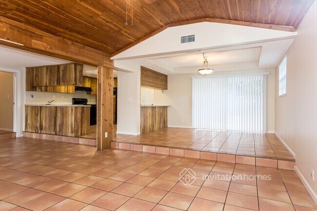 Building Photo - 5013 SW 90th Terrace