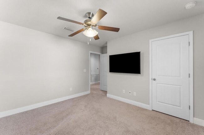 Building Photo - 163 Mosaic Oaks Cir