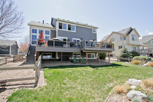 Building Photo - Beautiful 4BD/3.5BA Indian Peaks Home on Golf Course with Views!