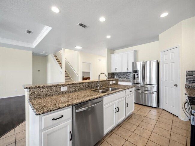 Building Photo - 3001 Hickory Ridge