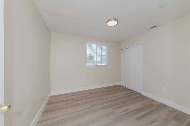 Building Photo - 8711 McKinley Pl