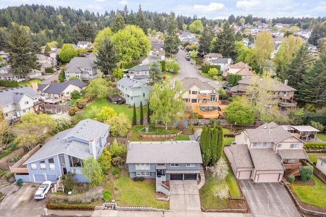 Building Photo - 7393 SW Bayberry Dr