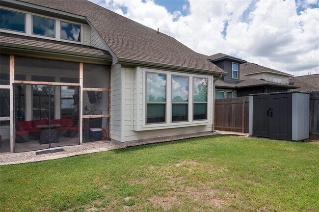 Building Photo - 136 Ravello St