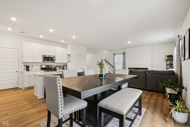 Building Photo - 4544 Nokes Pl