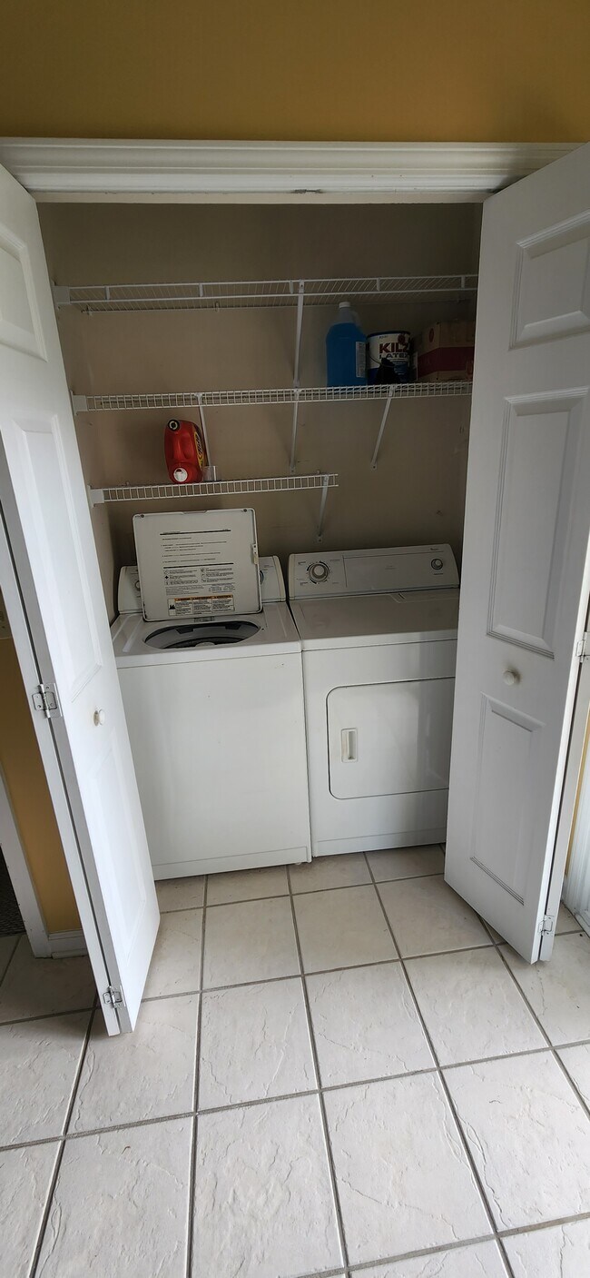 Laundry Room - 108 Scotch Broom Dr