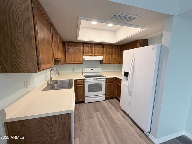 Building Photo - 14220 N Galatea Dr