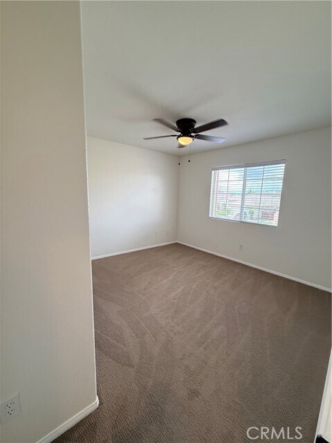 Building Photo - 25865 Lake Shore Ln