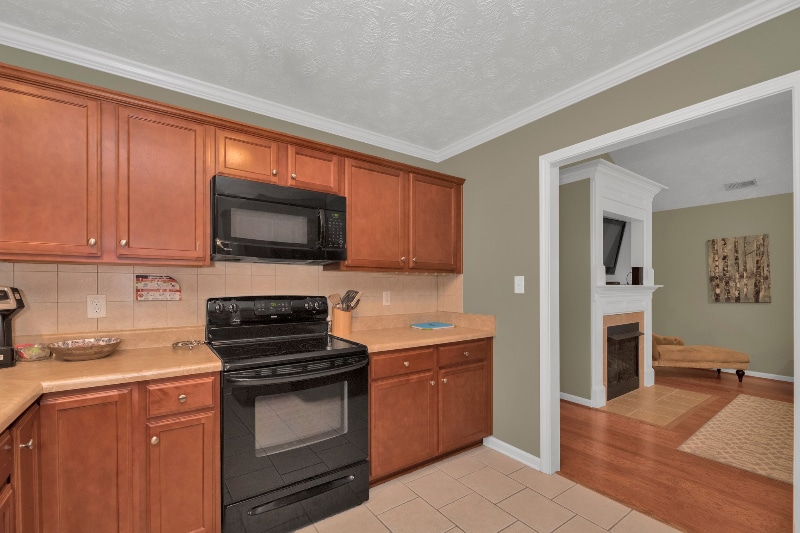 Building Photo - 207 Batesfield Dr