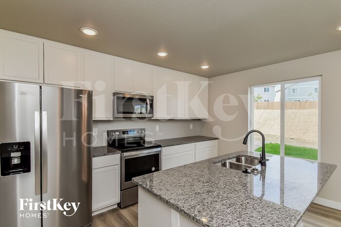 Building Photo - 10321 Luneth Dr