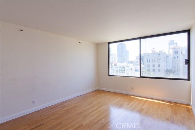 Building Photo - 600 W 9th St