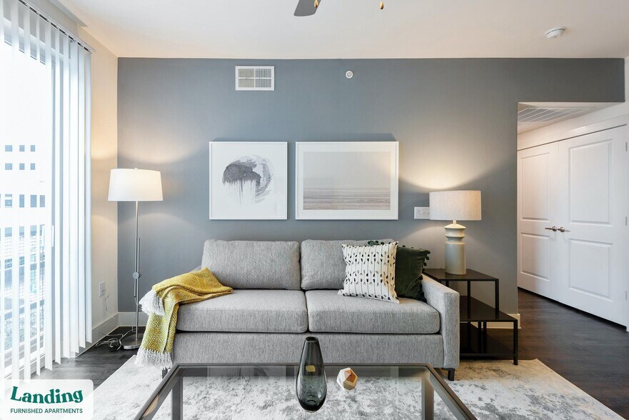 Building Photo - 130 Camino De Oro